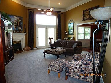 Famly Room with Fireplace
