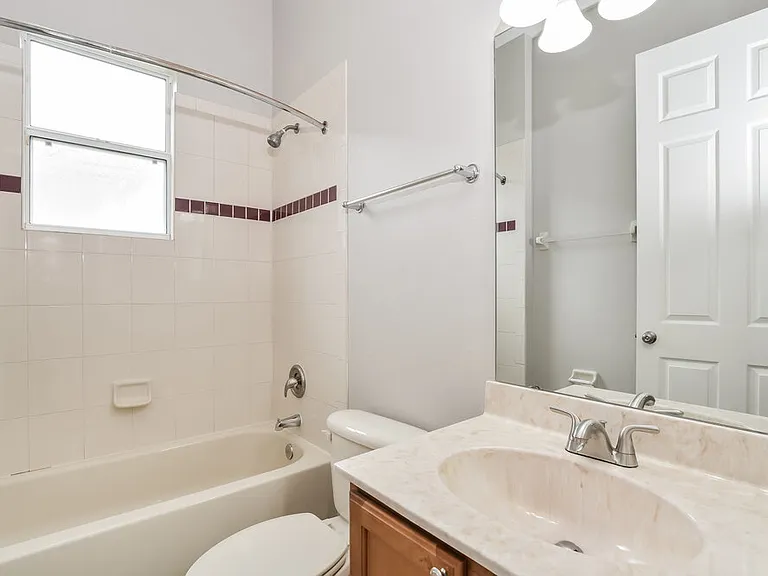 1174 Green Vista Cir — Photo 15