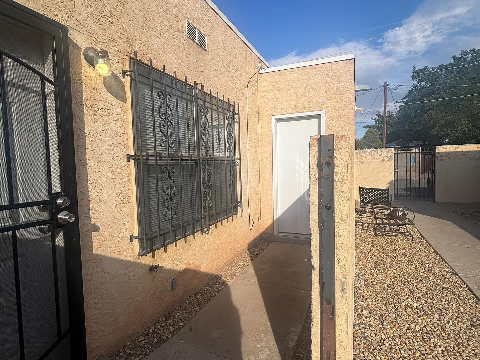 2 bed, 750 sqft, $950 — Photo 2