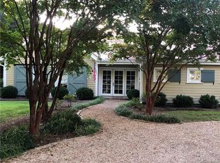 171 Chases Cove Ln, Irvington, VA 22480