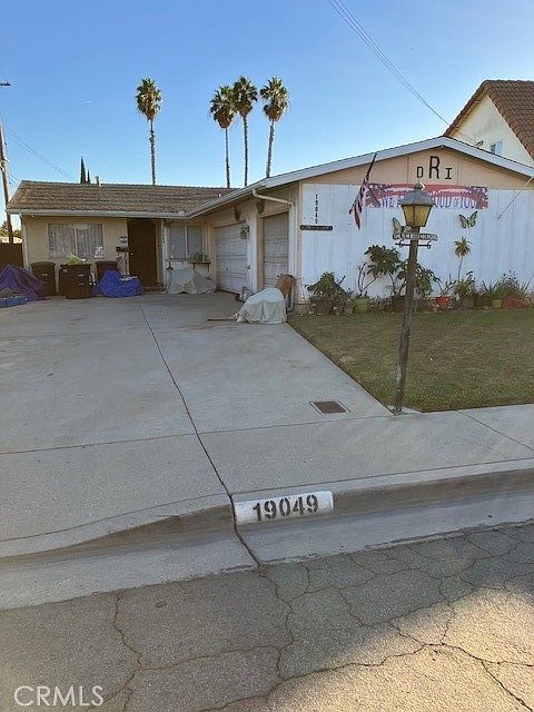 1st image of 19049 Elaine Ave