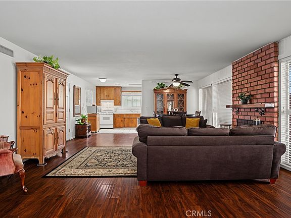 2nd image of 7921 Fallbrook Ave