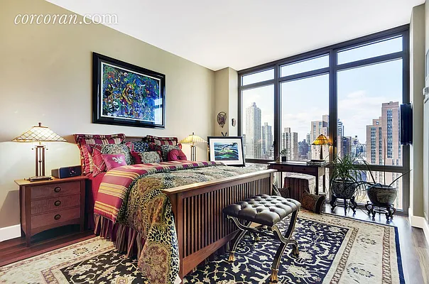 Sold by Corcoran | media 7