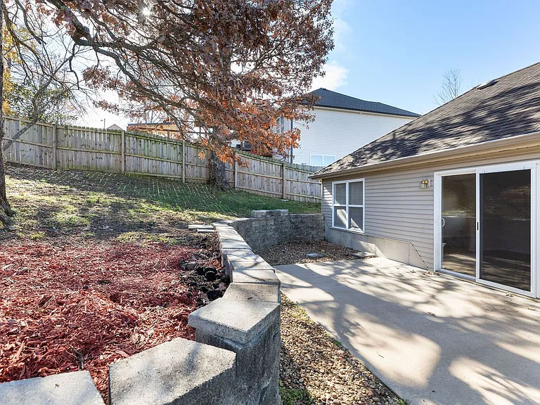 153 Sapling Dr — Photo 16