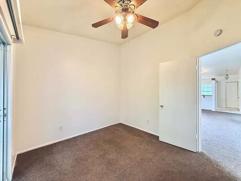 599 Capistrano Ct — Photo 25