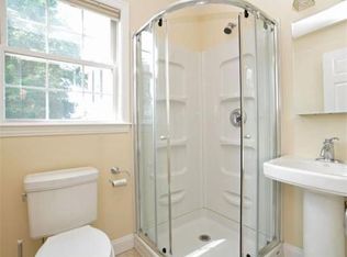 34 Walnut St APT 1, Waltham, MA 02453