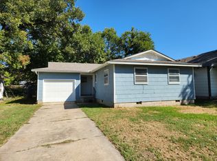 804 W 7th St, Ada, OK 74820