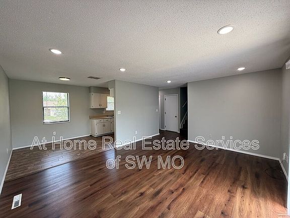 4th image of 4355 S Glenn Ave APT B