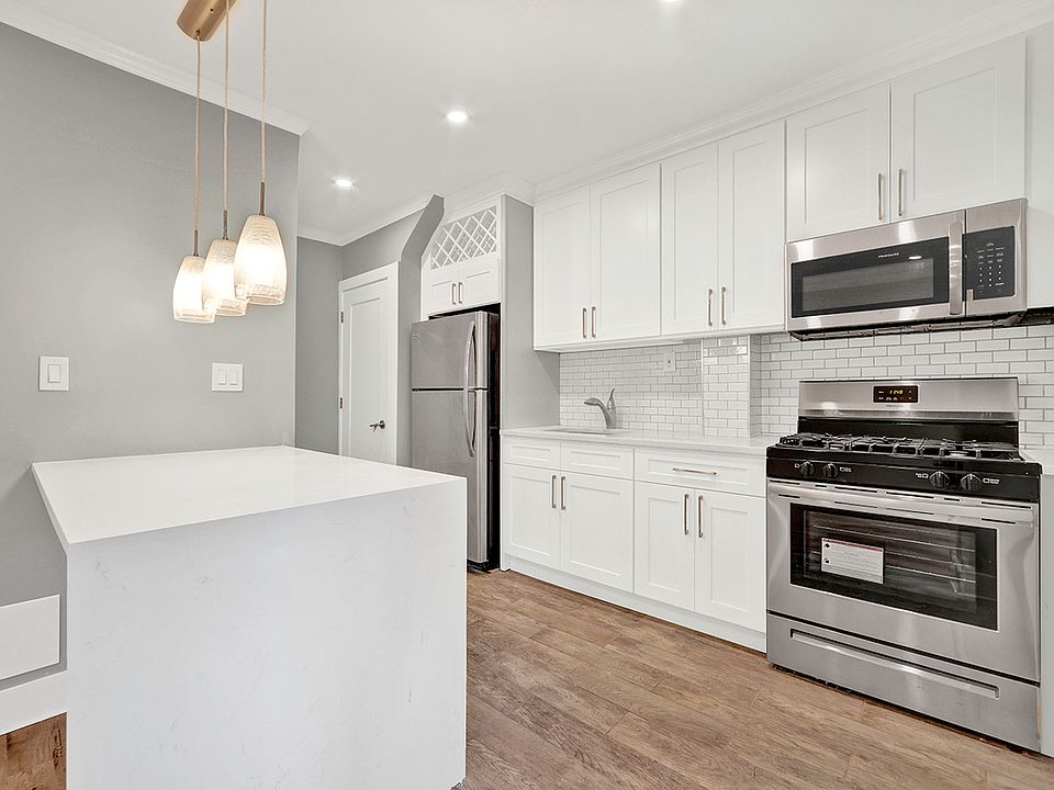 1st image of 114-21 198th St