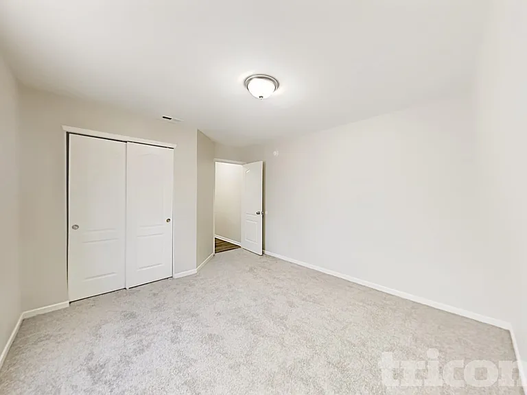 2336 Blackthorn Dr — Photo 10