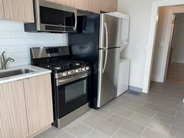 910 E 10th Ave #910 — Photo 1