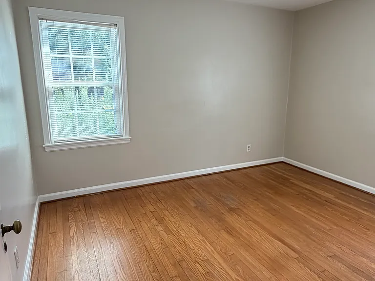 1114 Cooper Dr #1 — Photo 16