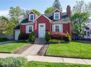 125 Crown Ave, Riverside, RI 02915