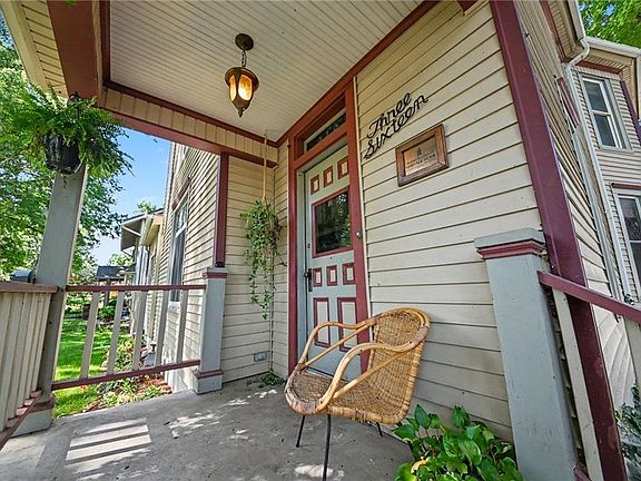 3rd image of 316 S Maple St