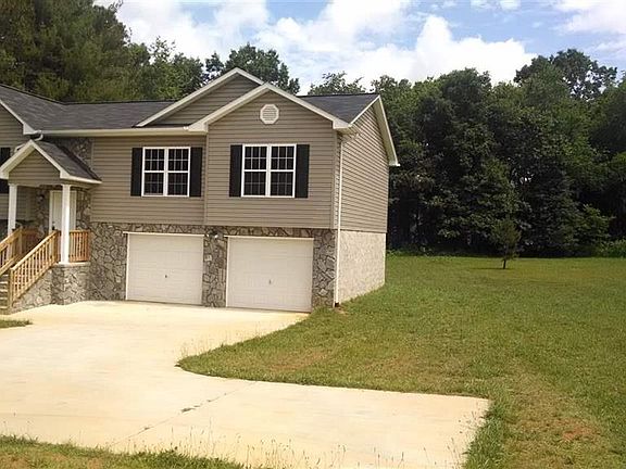2nd image of 2381 29th Avenue Dr NE