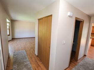 4357 Eagle Ct, Gurnee, IL 60031