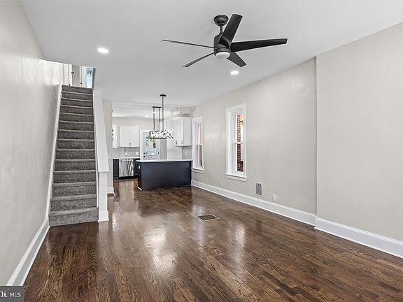 5th image of 30 Lincoln Ave