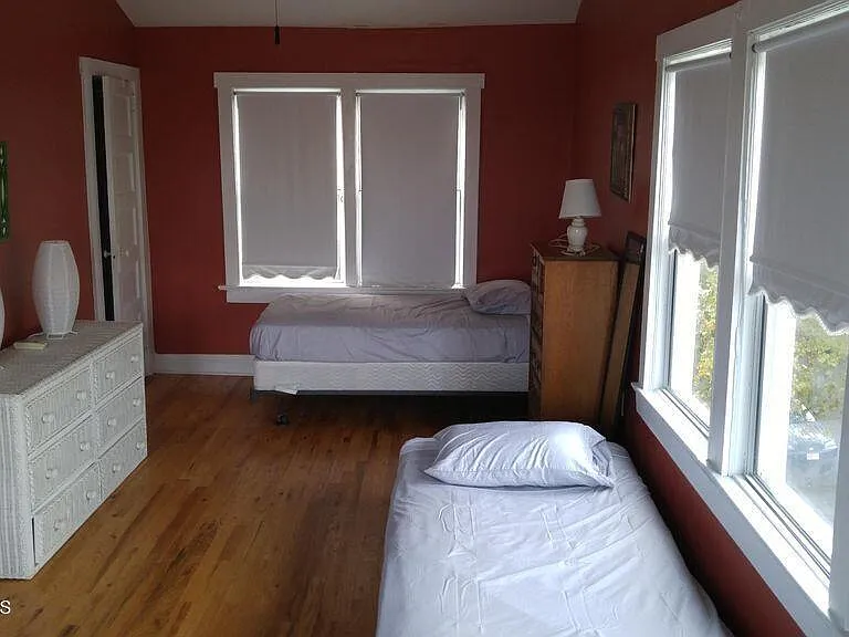 201 16th Ave — Photo 7