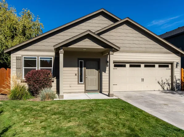 3667 SW Pumice Stone Ave, Redmond, OR 97756