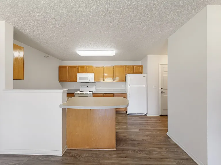 Washington Village West — Photo 14