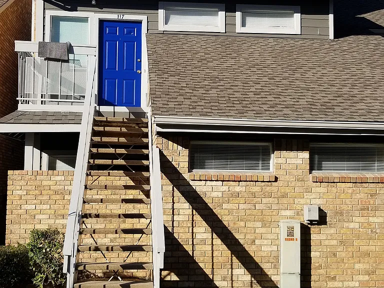 Willow Run Townhomes — Photo 21