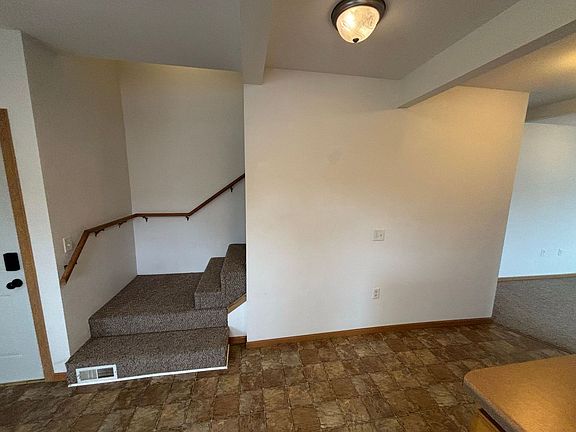 3rd image of 730 Wabash St APT D