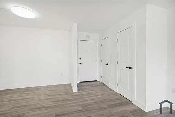 2 bed, 918 sqft, $1,400 — Photo 2