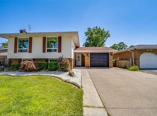 9645 Asgard Rd, Windsor, ON N8R1E1