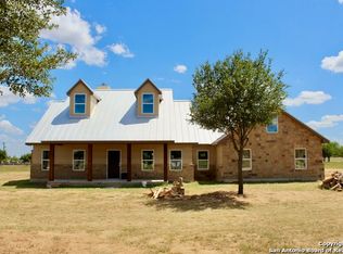 148 W Tree Farm Dr, Lytle, TX 78052