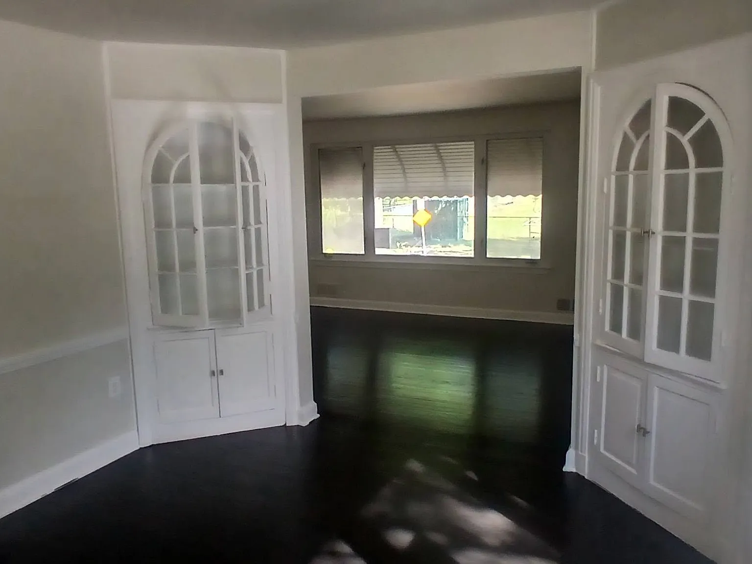 3 bed, 1800 sqft, $3,700 — Photo 2