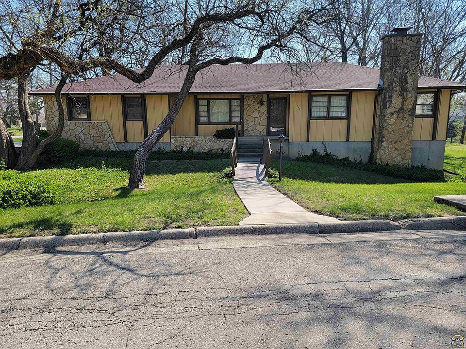 1st image of 1748 Yucca Ln