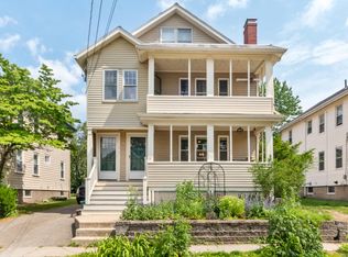 14 Leslie Rd FLOOR 1, Belmont, MA 02478