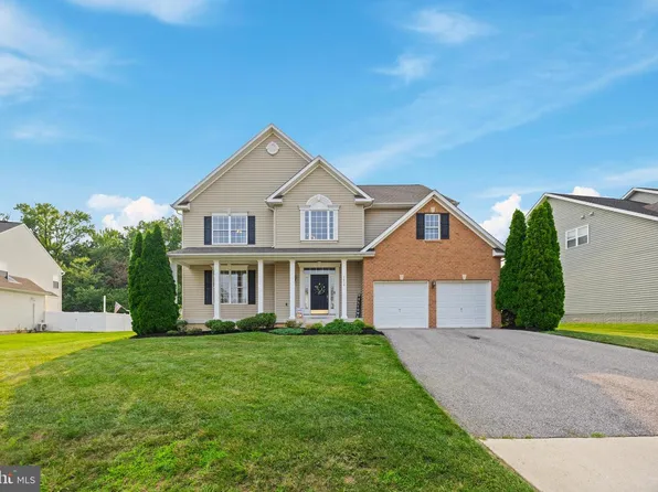 8010 Safe Harbor Ct, Glen Burnie, MD 21060