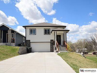 5246 S 50th St, Omaha, NE, 68117