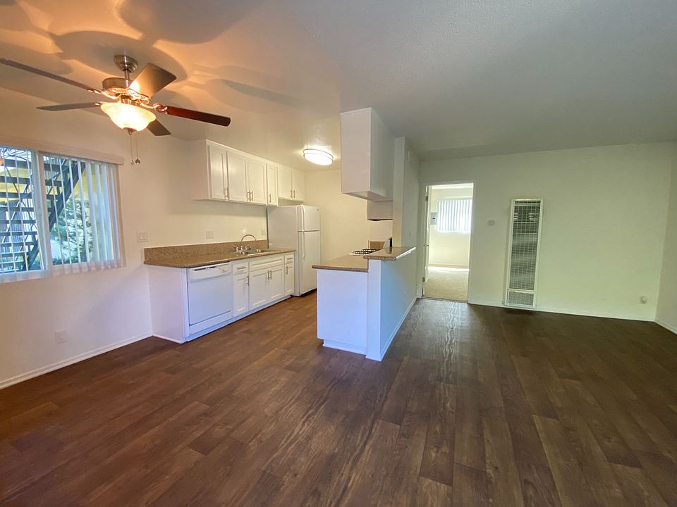 1st image of 383 W Wilson St APT 5