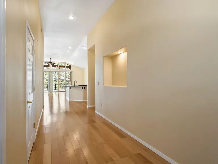 8464 Forest Ridge Loop — Photo 2