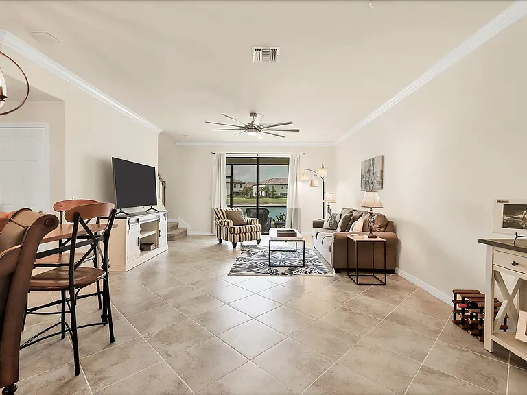 20335 Lagente Cir — Photo 14