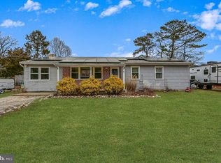 67 Walnut St, Little Egg Harbor, NJ