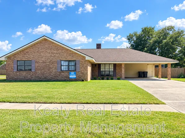 102 Crocus Ln, Lafayette, LA 70507