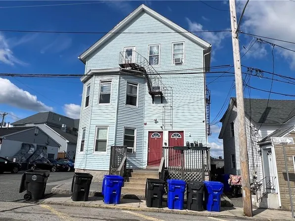 10 Saint Mary St, West Warwick, RI 02893