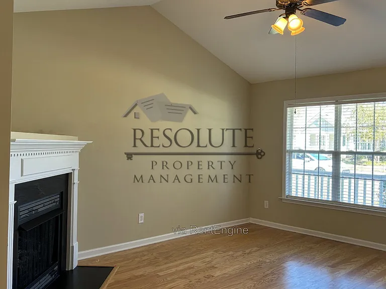 107 Moss Creek Dr — Photo 10
