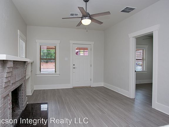 4th image of 1333 N Park Ave #6634201