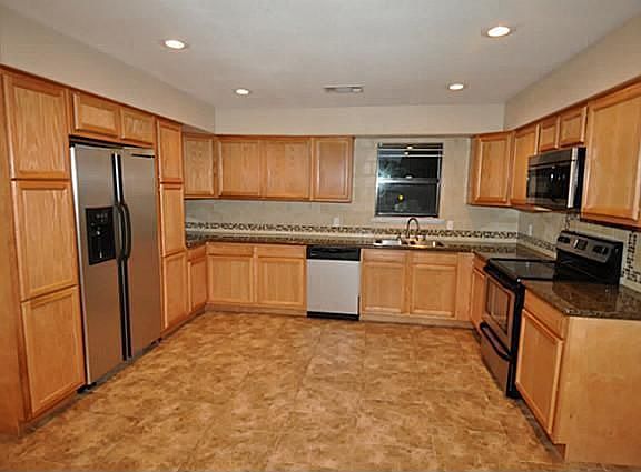 2nd image of 3354 Kinkaid Dr
