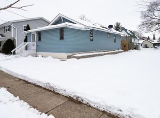 555 Franklin Ave, Lake Geneva, WI 53147