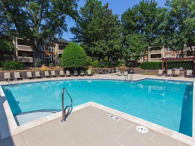 Northlake Apartments — Photo 23