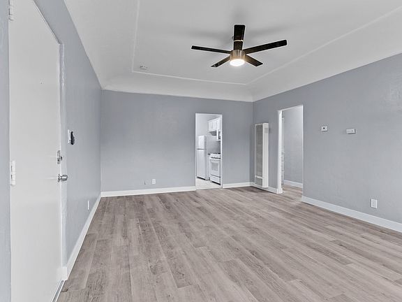 2nd image of 820 Lime Ave APT 6