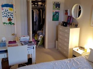 112 Newbury St #4M, Boston, MA 02116