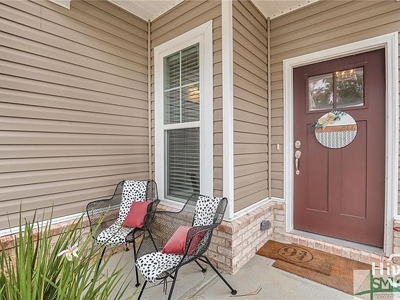 3rd image of 116 Ainsdale Dr