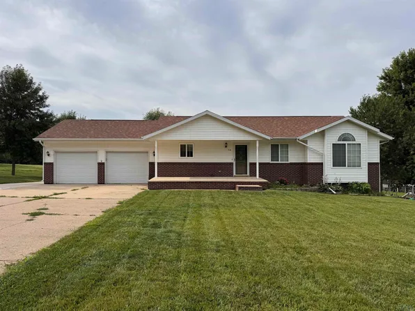 316 E 3rd St, Kingsley, IA 51028