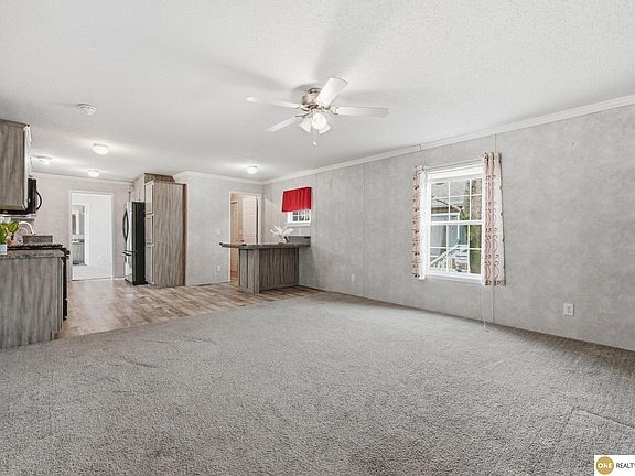 5th image of 12465 Ann Dr
